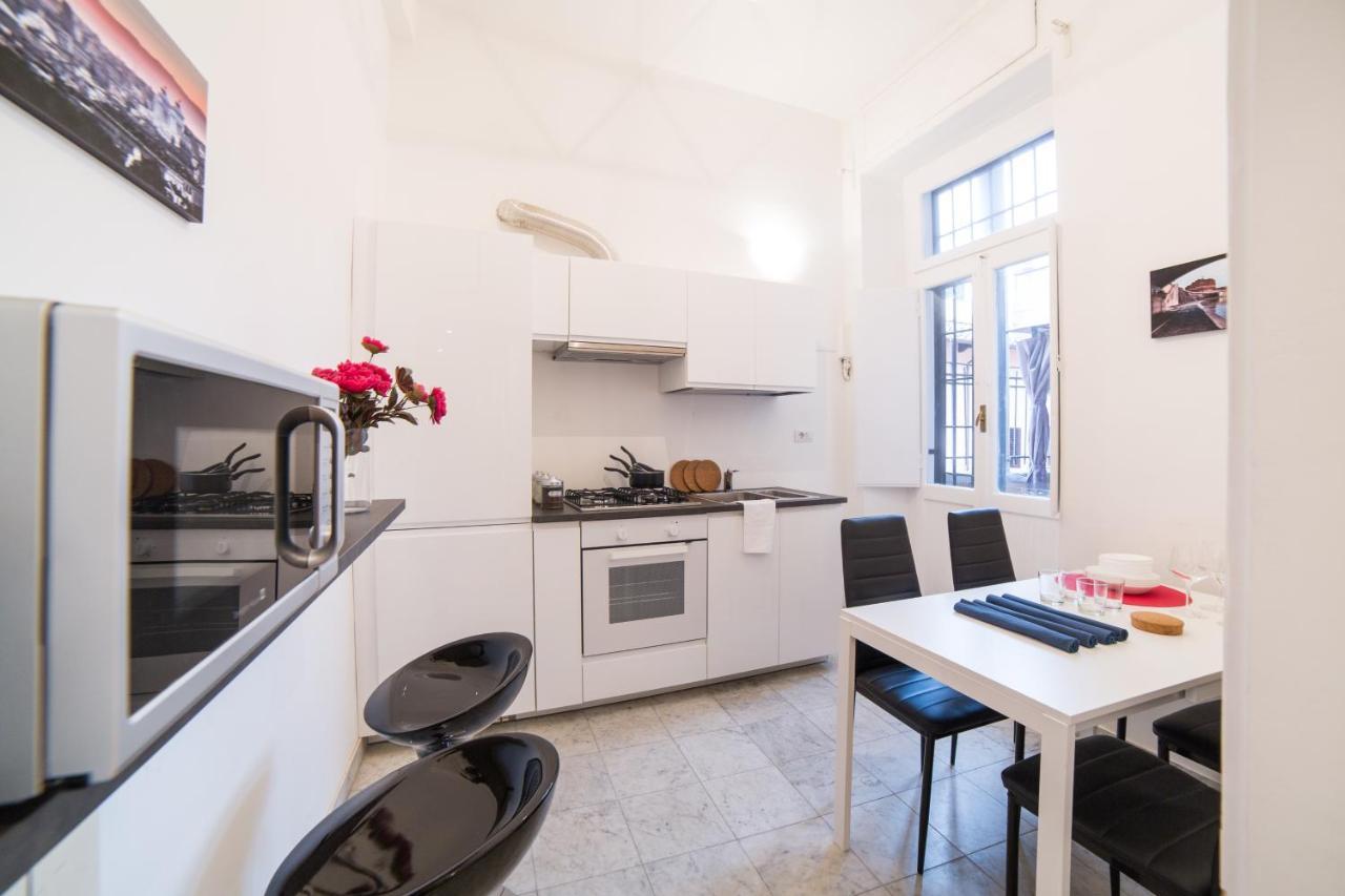 Spacious With Sunny Terrace Near Vatican Rome Exterior photo